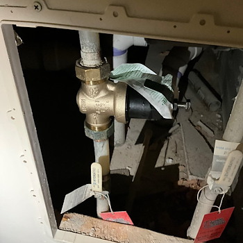 Top-Quality-Plumbing-Service-For-Toilet-Repair-And-PRV 0